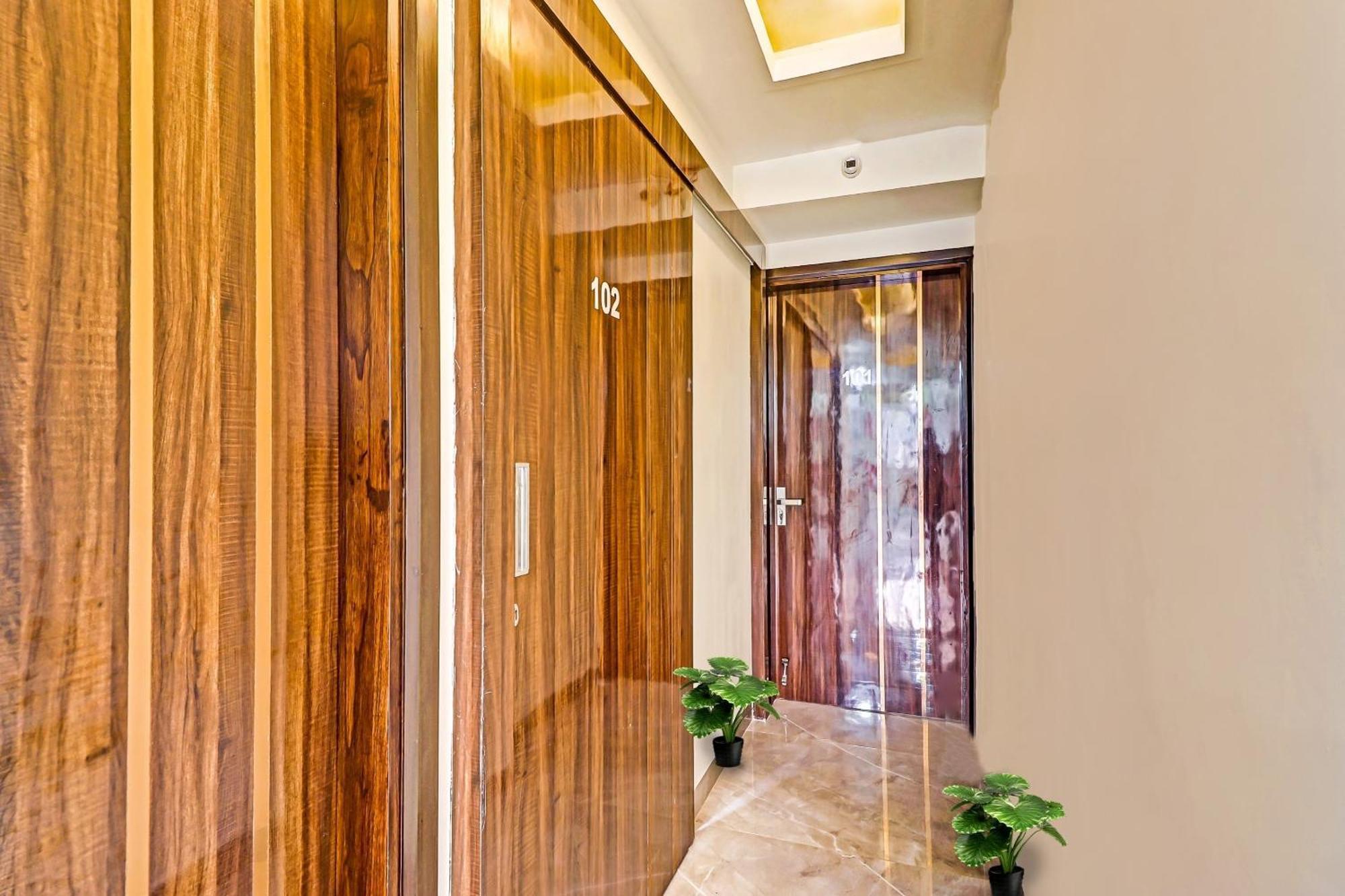 Hotel O Amazing Guest House 新德里 外观 照片