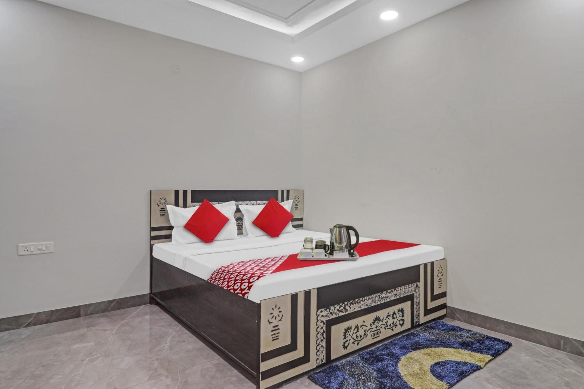 Hotel O Amazing Guest House 新德里 外观 照片