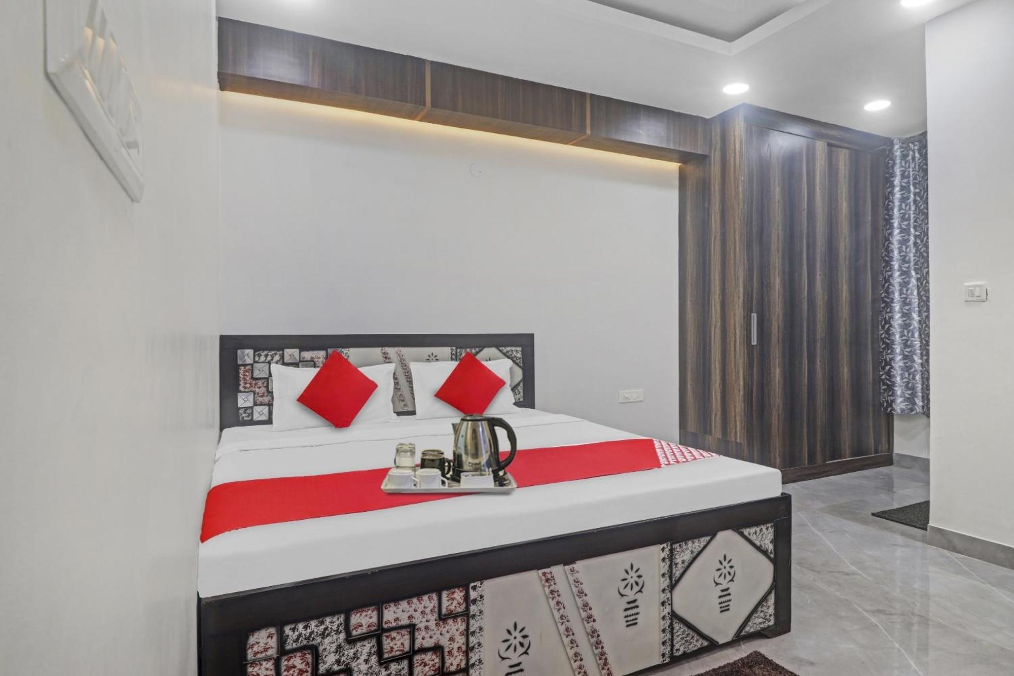 Hotel O Amazing Guest House 新德里 外观 照片
